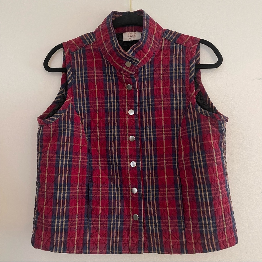 ☀️Sale☀️ Baxter & Wells Petite quilted plaidvest Small snapbutton closure